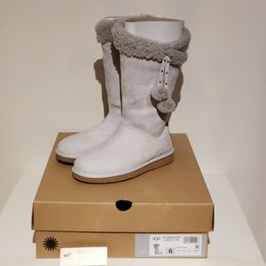 plumdale cuff uggs